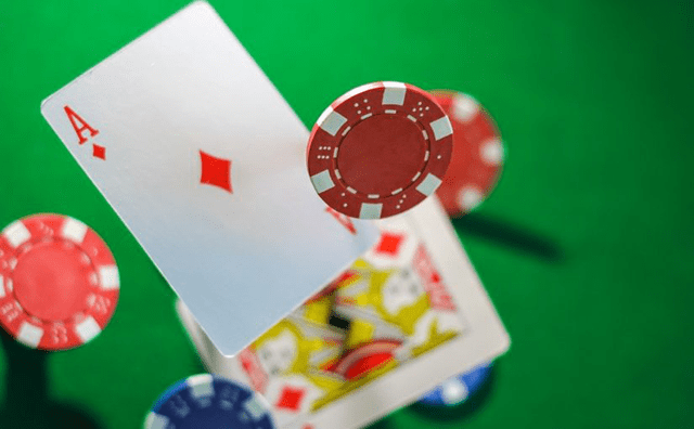 Những cách chơi Blackjack nên biết để thắng lợi