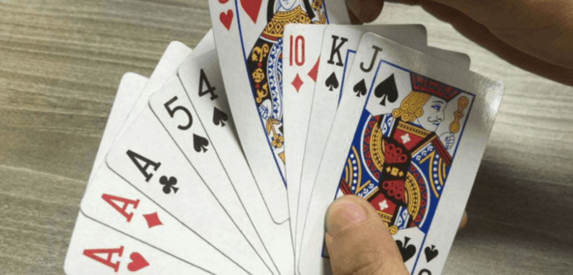Cẩm nang chơi game bài tiến lên giành cho những người mới chơi Cam nang choi game bai tien len gianh cho nhung nguoi moi choi