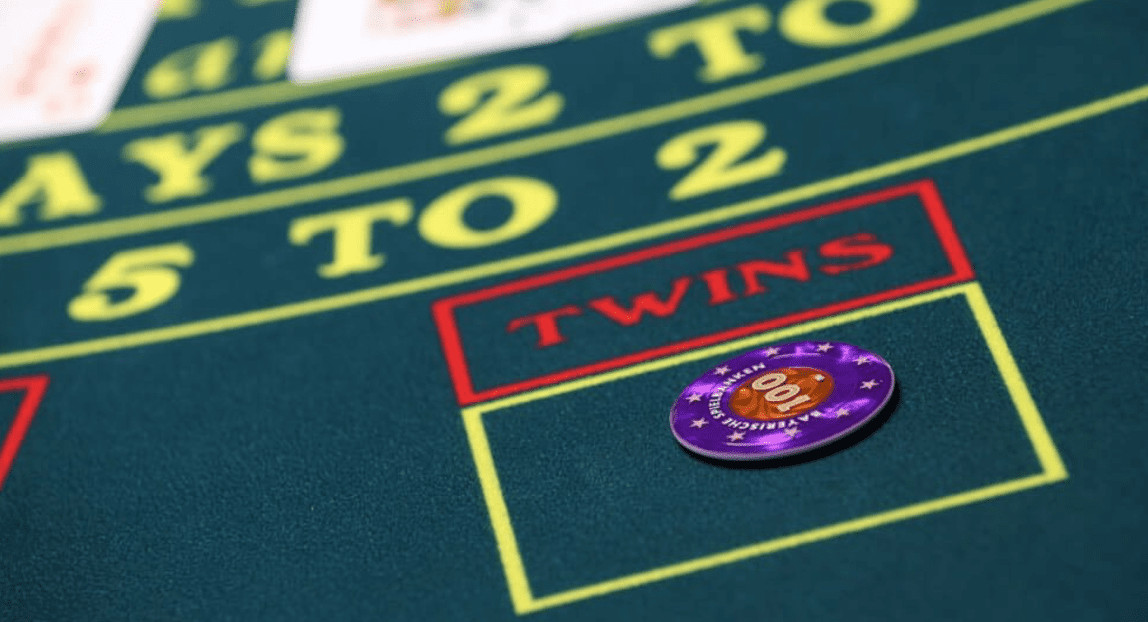 Đi tìm phương pháp chơi trong Blackjack để có hiệu quả cao Di tim phuong phap choi trong Blackjack de co hieu qua cao