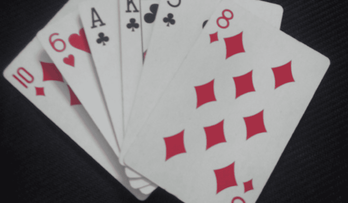 Dòng game tiến lên miền Nam có điểm gì hay hơn tiến lên miền Bắc? Dong game tien len mien Nam co diem gi hay hon tien len mien Bac?